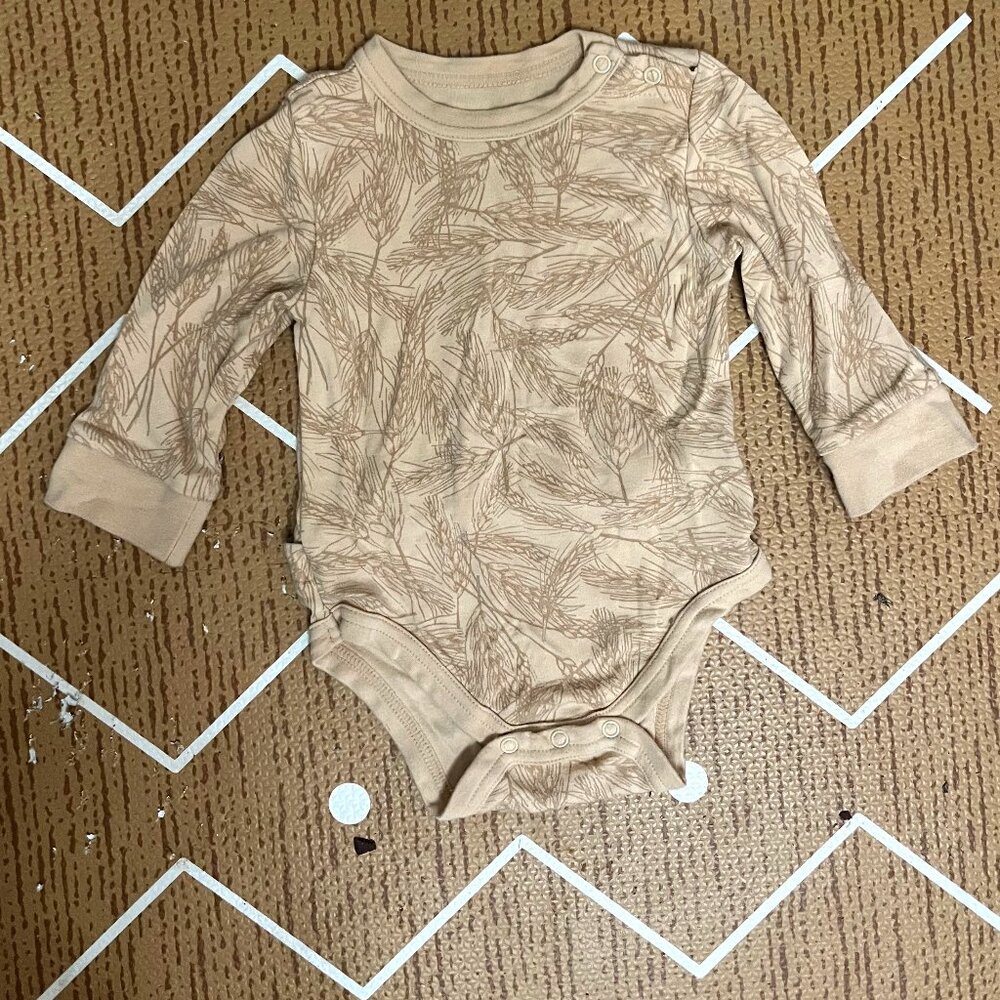 GUC Goumi Wheat Long-Sleeved Bodysuit (6-12 Mos)